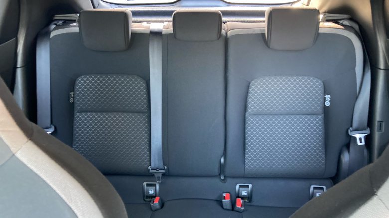 Nissan Juke 1.0 DiG-T 114 N-Connecta 5dr DCT Petrol Hatchback